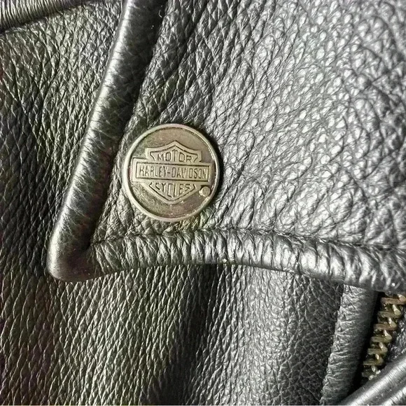 Harley Davidson Leather Jacket - Picture 11 of 13